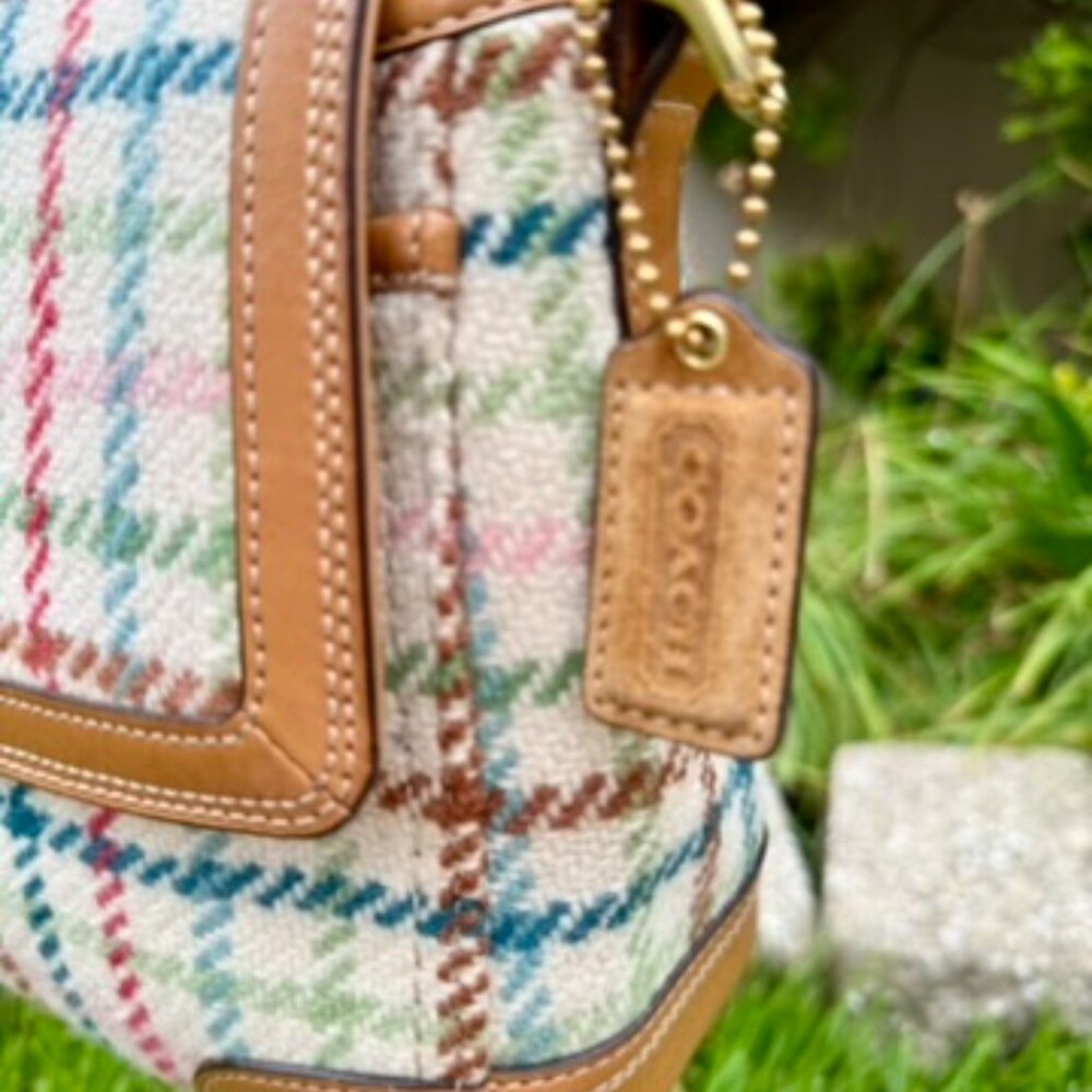 ‼️SOLD‼️Coach Y2K Wool Hampton Tattersall Houndstooth Turnlock Convertible Bag - Picture 9 of 11